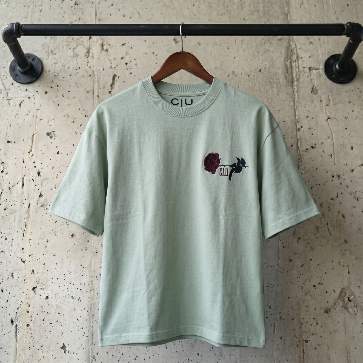 GREEN